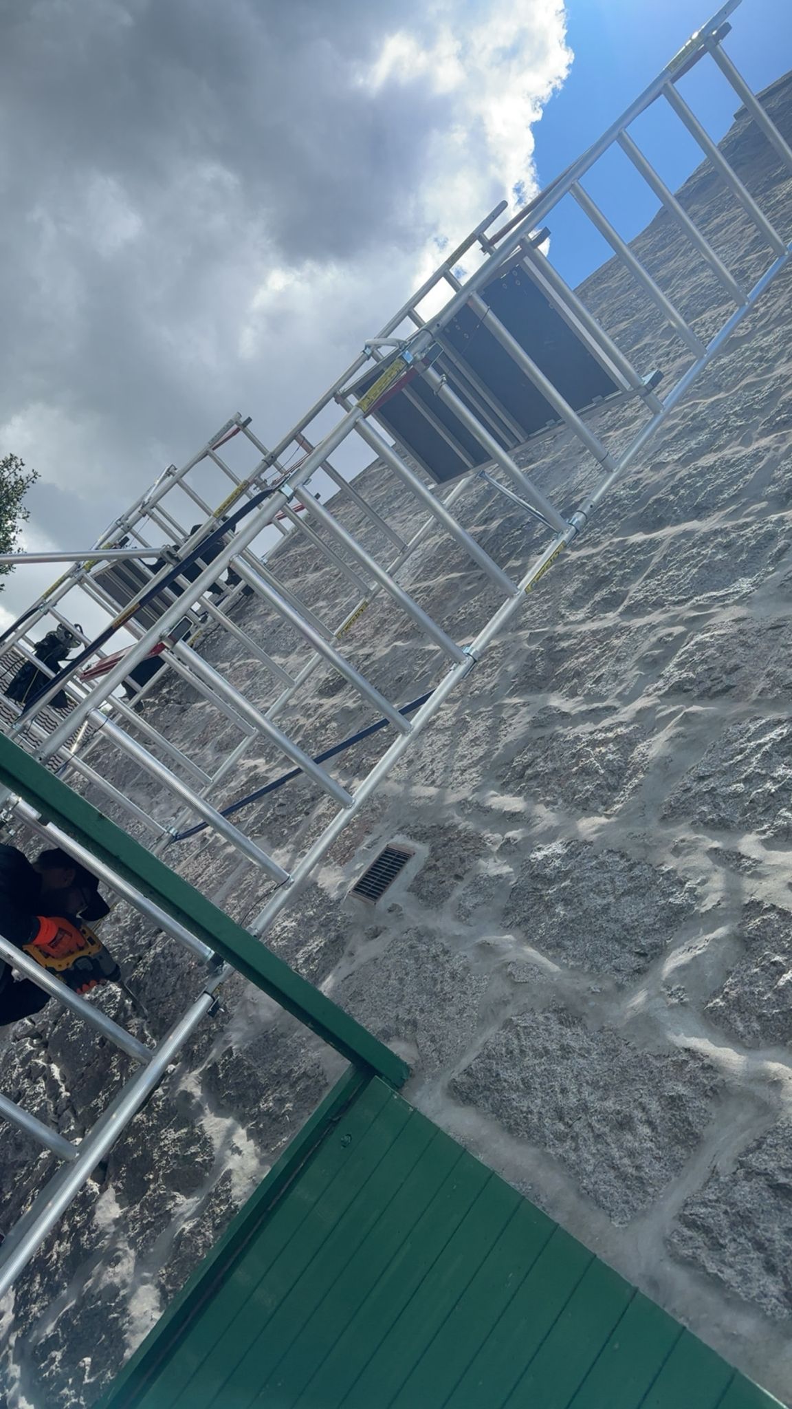 Scaffolding for harling and stonework